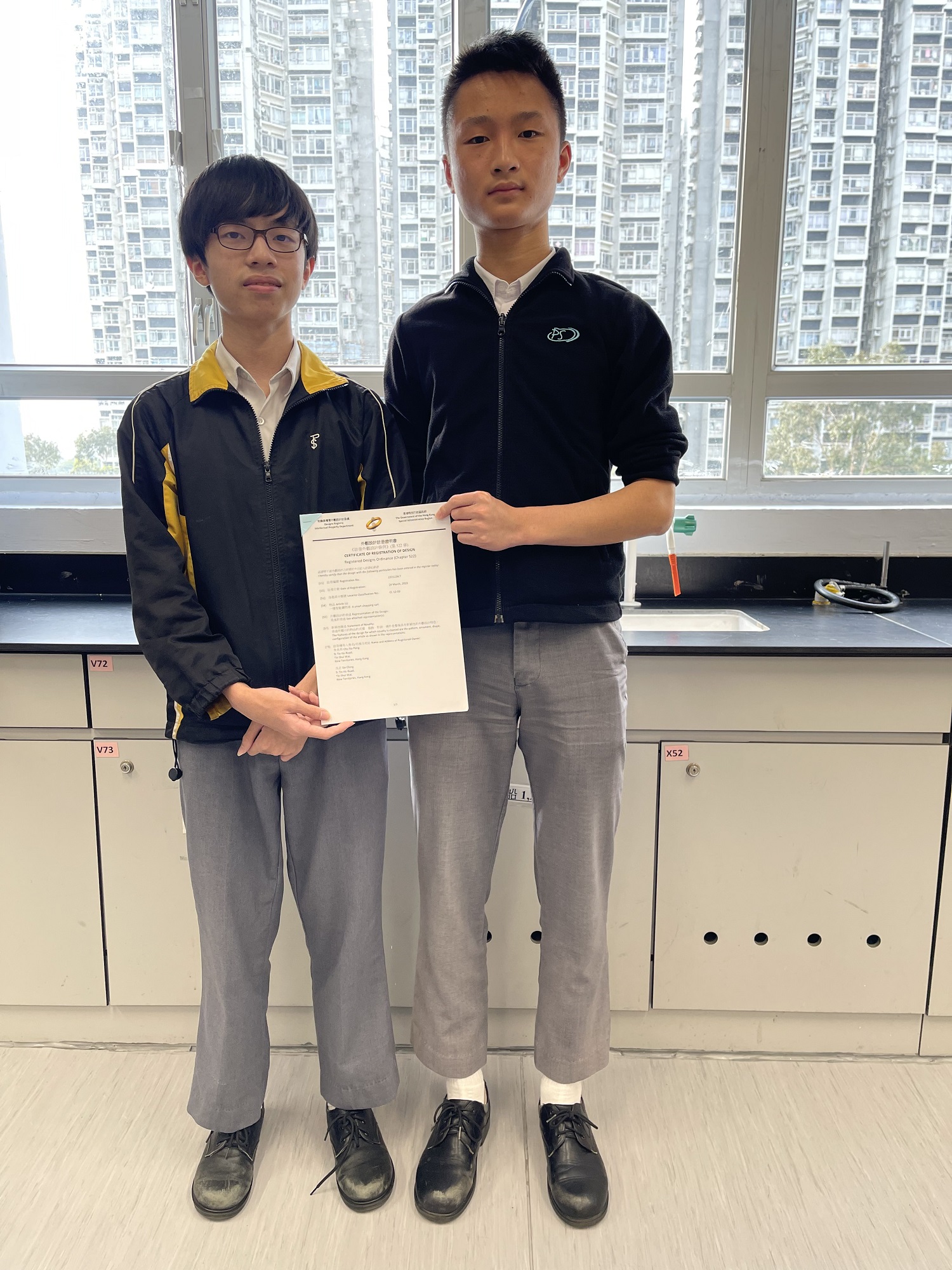 免提追蹤買餸車獲發外觀設計註冊證書 封面相